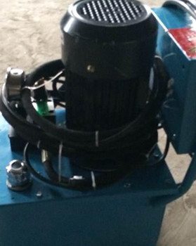 鉚接機脫模困難怎么辦？鉚接點容易撕裂怎么辦？
